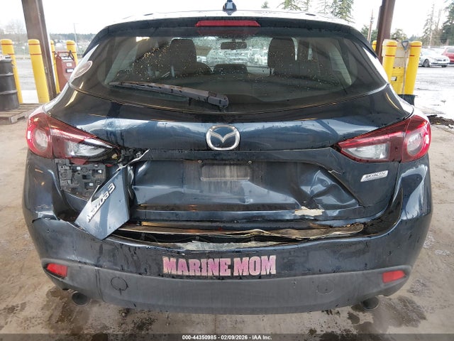 3MZBM1M79GM320979 Mazda Mazda3 I Touring