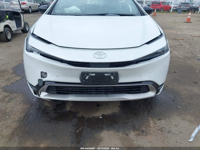 JTDACACUXP3002427 Toyota Prius Prime Xse