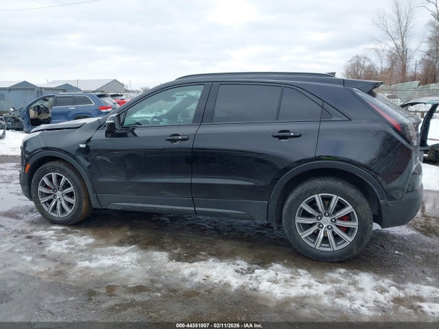 Продажа на аукционе авто 2021 Cadillac Xt4 Awd Sport, vin: 1GYFZFR47MF031302, номер лота: 44351007