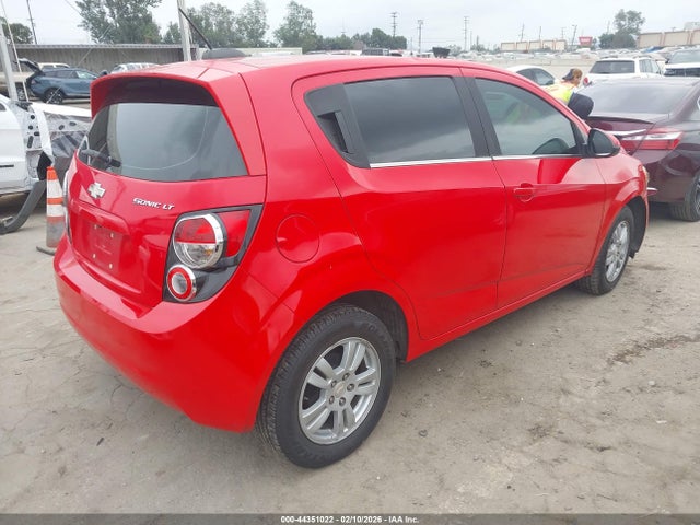1G1JC6SH3F4161129 Chevrolet Sonic Lt Auto