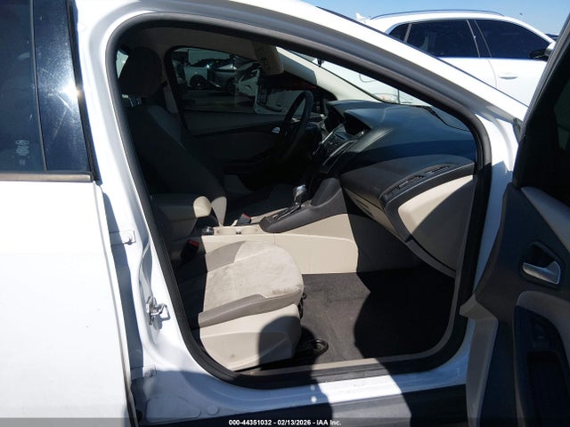 Продаж на аукціоні авто 2014 Ford Focus Se, vin: 1FADP3F20EL112624, номер лоту: 44351032