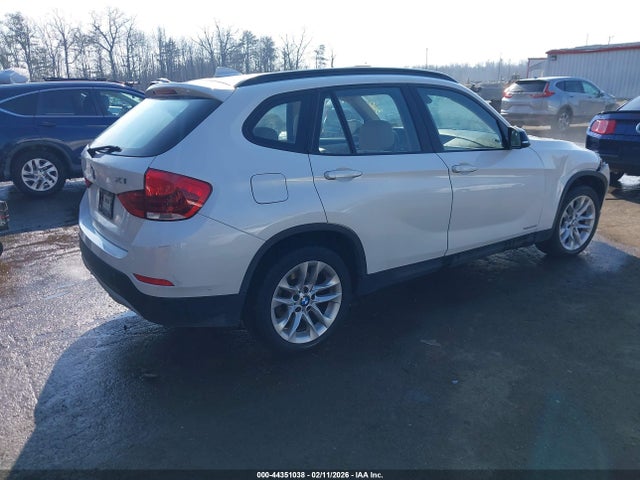 44351038 :رقم المزاد ، WBAVL1C53FVY35402 vin ، 2015 Bmw X1 Xdrive28i مزاد بيع