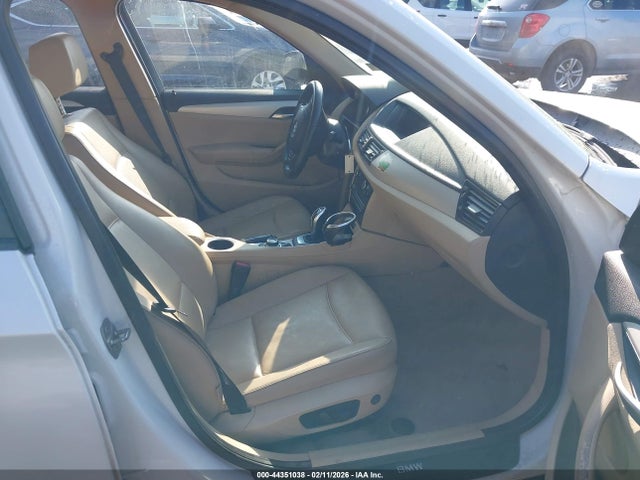 44351038 :رقم المزاد ، WBAVL1C53FVY35402 vin ، 2015 Bmw X1 Xdrive28i مزاد بيع