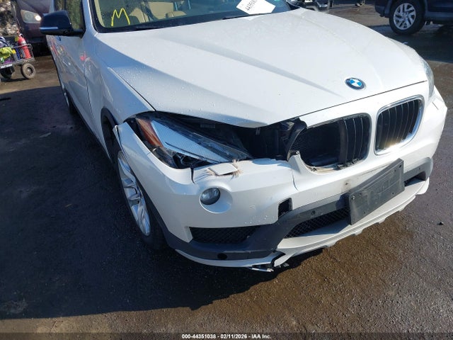 44351038 :رقم المزاد ، WBAVL1C53FVY35402 vin ، 2015 Bmw X1 Xdrive28i مزاد بيع