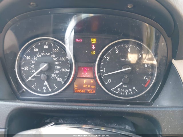 44351038 :رقم المزاد ، WBAVL1C53FVY35402 vin ، 2015 Bmw X1 Xdrive28i مزاد بيع