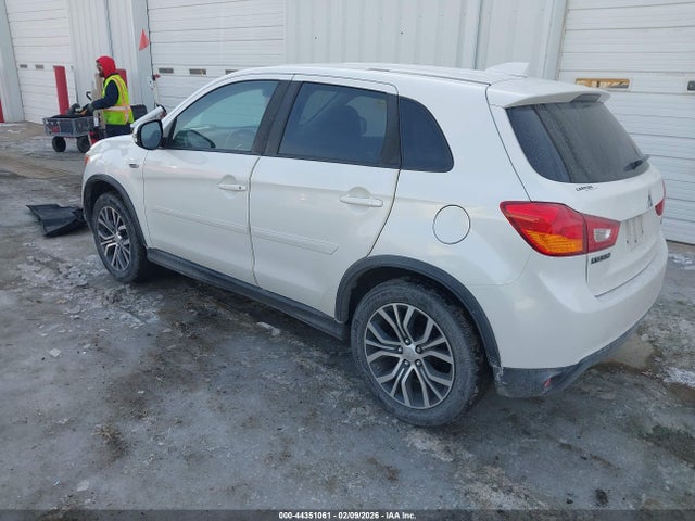 2017 MITSUBISHI OUTLANDER SPORT JA4AP3AU9HZ013818 Photo 2