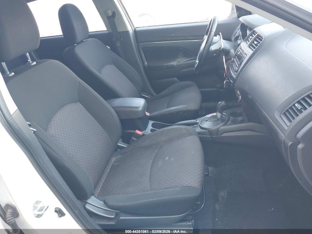 2017 MITSUBISHI OUTLANDER SPORT JA4AP3AU9HZ013818 Photo 4