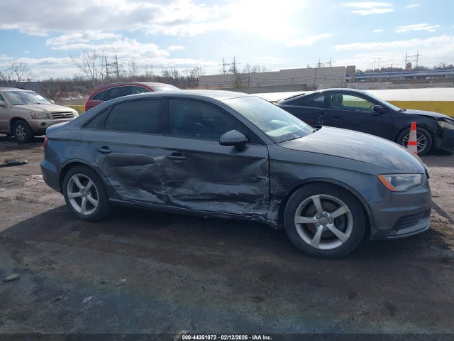 Aukcja sprzedaży 2015 Audi A3 2.0t Premium, vin: WAUBFGFFXF1098367, numer aukcji: 44351072