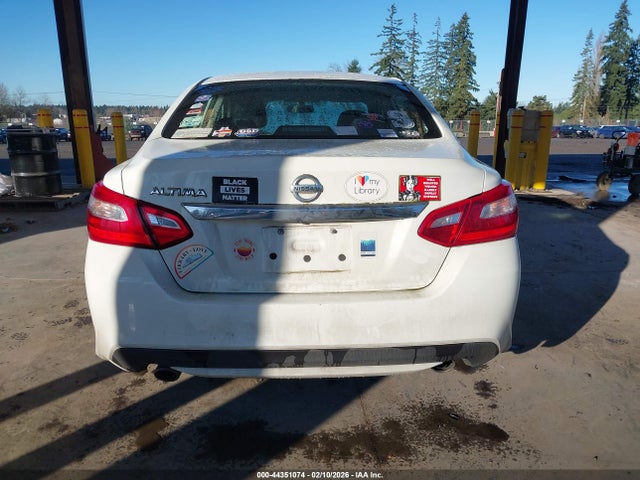 Nissan Altima 2.5 S 2017 1N4AL3AP1HC248217 Image 17