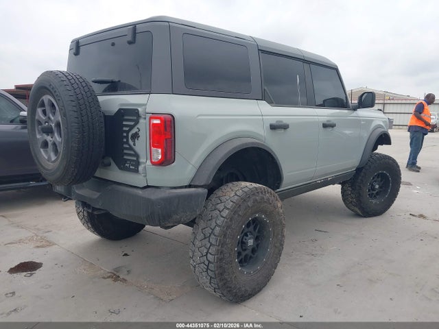 2022 FORD BRONCO 1FMDE5BHXNLA96837 Photo 3