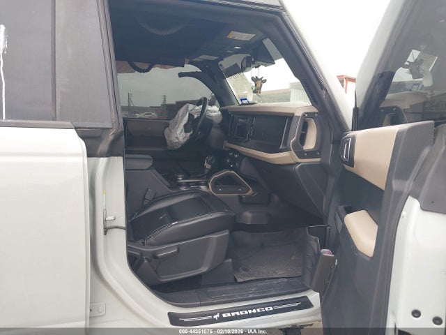 2022 FORD BRONCO 1FMDE5BHXNLA96837 Photo 4
