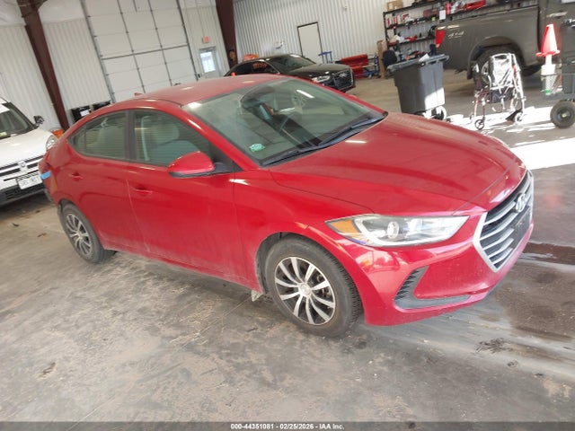 2018 5NPD74LF5JH357375 main image