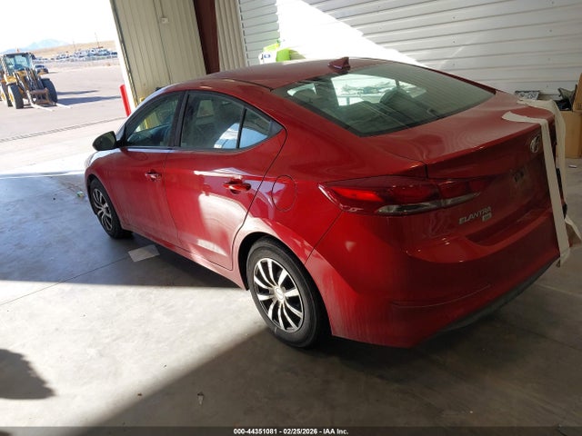 Hyundai ELANTRA SE 2018 5NPD74LF5JH357375 Image 3