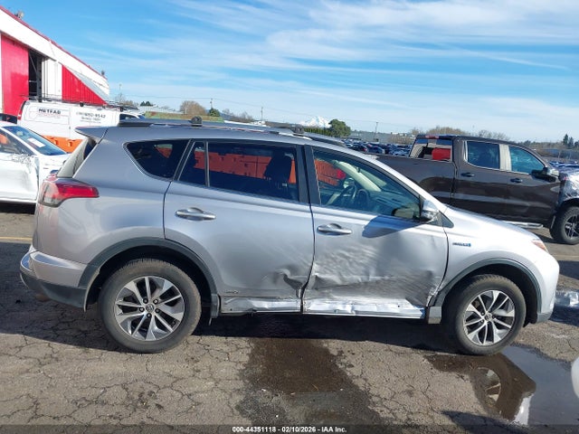 JTMRJREV9HD149315 Toyota Rav4 Hybrid Xle