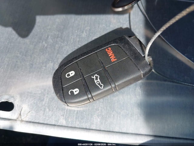Aukcja sprzedaży 2016 Chrysler 200 Limited, vin: 1C3CCCAB2GN160856, numer aukcji: 44351126