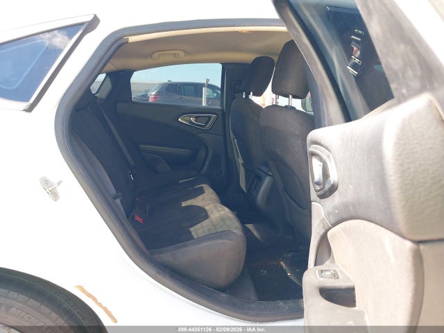 Aukcja sprzedaży 2016 Chrysler 200 Limited, vin: 1C3CCCAB2GN160856, numer aukcji: 44351126