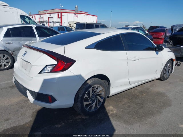 Honda Civic Lx 2019 2HGFC4B63KH303641 Image 4