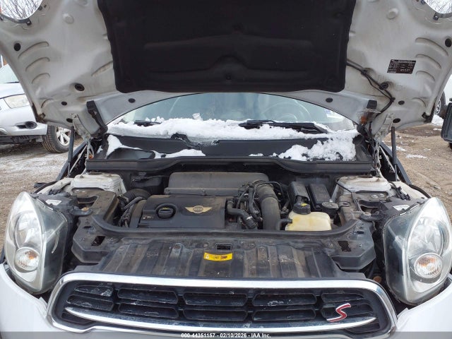 2016 MINI COUNTRYMAN WMWZC5C57GWU00208 Photo 9