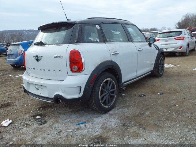2016 MINI COUNTRYMAN WMWZC5C57GWU00208 Photo 3