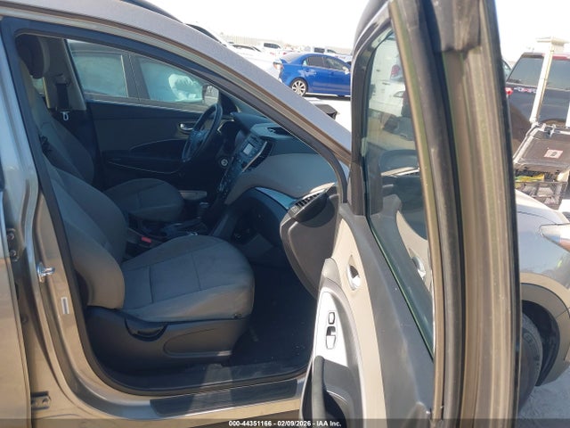 5XYZU3LB0FG233518 Hyundai Santa Fe Sport 2.4l