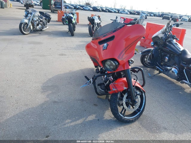 2017 HARLEY-DAVIDSON FLHXS 1HD1KRC1XHB626063 Photo 4