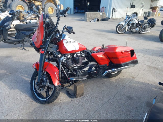 2017 HARLEY-DAVIDSON FLHXS 1HD1KRC1XHB626063 Photo 8