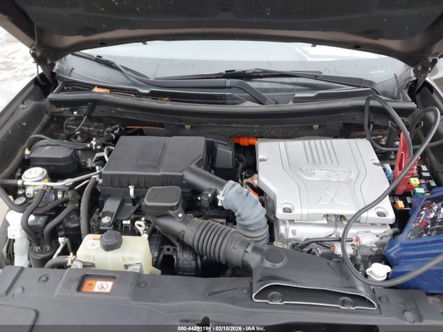 2018 MITSUBISHI OUTLANDER PHEV JA4J24A52JZ030768 Photo 9