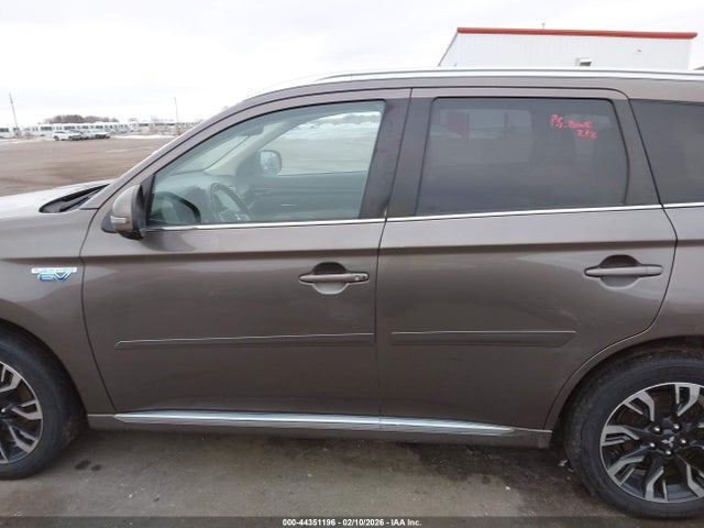JA4J24A52JZ030768 Mitsubishi Outlander Phev Sel