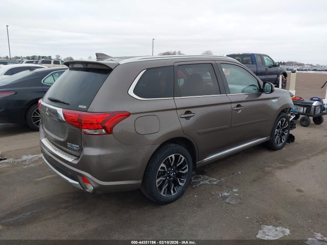 2018 MITSUBISHI OUTLANDER PHEV JA4J24A52JZ030768 Photo 3
