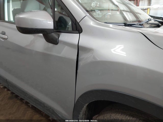44351218 :رقم المزاد ، JF2SKACC0RH510542 vin ، 2024 Subaru Forester Premium مزاد بيع