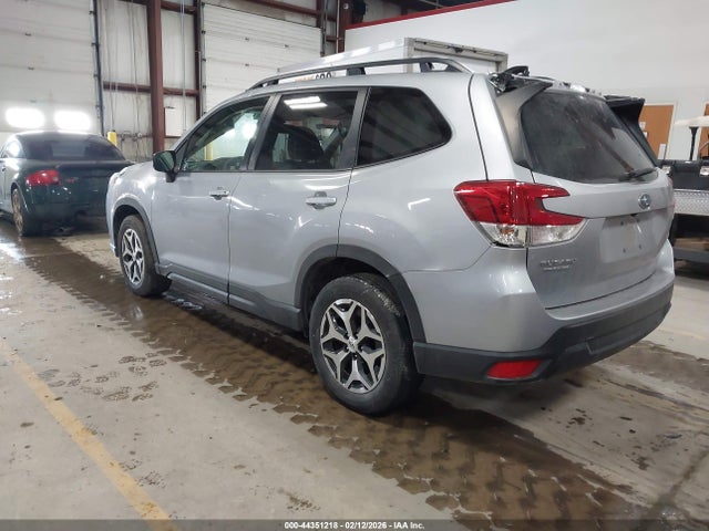 44351218 :رقم المزاد ، JF2SKACC0RH510542 vin ، 2024 Subaru Forester Premium مزاد بيع