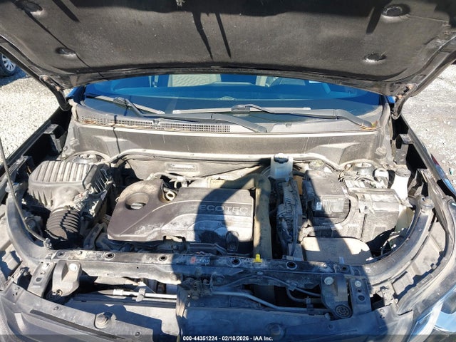 2GNAXSEV7J6121303 Chevrolet EQUINOX LT