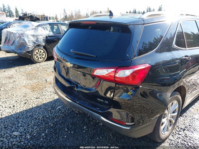 2GNAXSEV7J6121303 Chevrolet EQUINOX LT