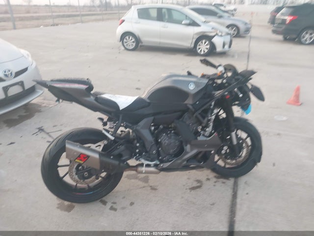 Yamaha Yzfr7 2024 JYARM38E3RA013535 Image 11