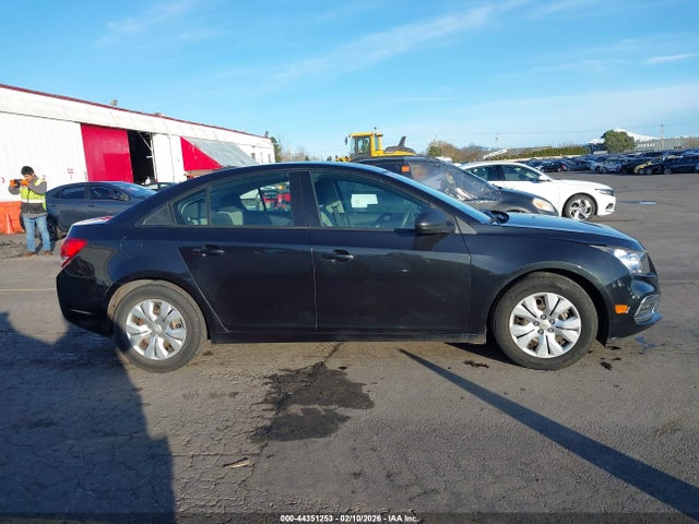1G1PC5SG2G7182033 Chevrolet Cruze Limited Ls Auto