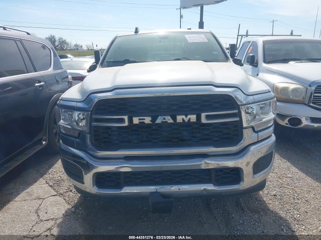 3C6UR4HJ6KG666281 RAM 2500