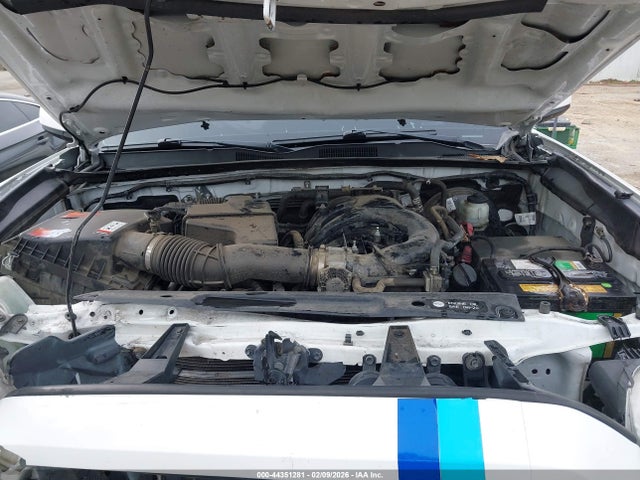 3TMCZ5AN0KM228350 Toyota Tacoma Sr5 V6