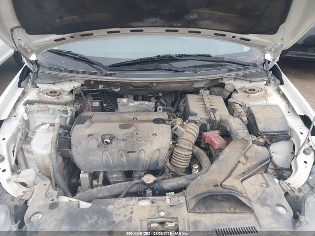 Mitsubishi LANCER ES 2014 JA32U2FU2EU003922 Image 10