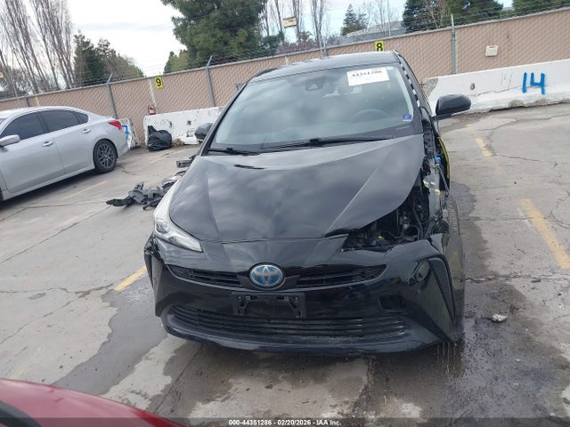 JTDKARFU2L3108904 Toyota Prius Le