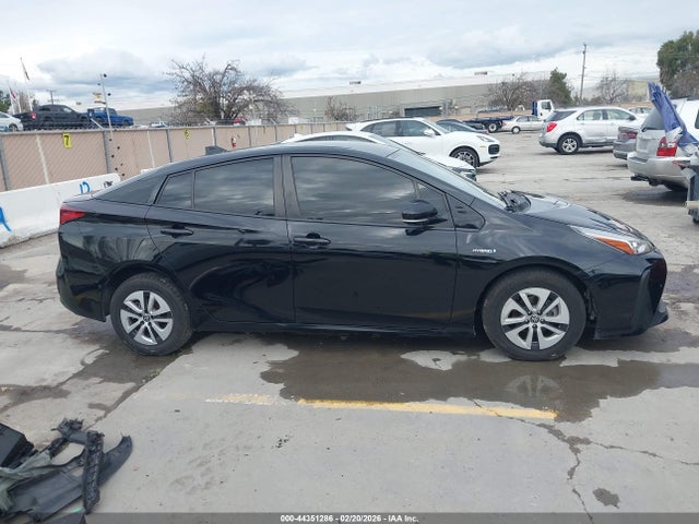 JTDKARFU2L3108904 Toyota Prius Le