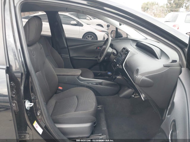 JTDKARFU2L3108904 Toyota Prius Le