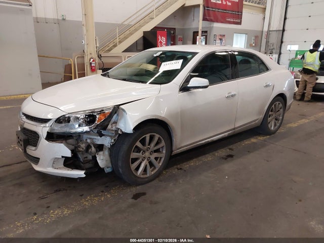 Chevrolet Malibu 1lz 2015 1G11F5SL5FF325099 Image 2
