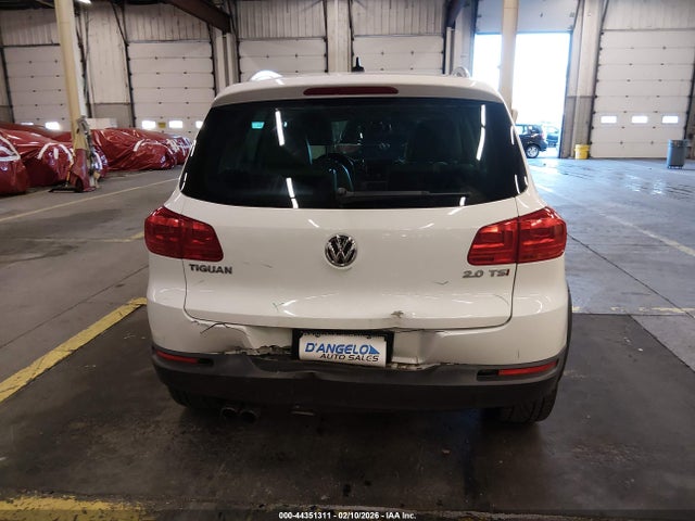 2012 Volkswagen Tiguan Sel მანქანა იყიდება აუქციონზე, vin: WVGAV7AX4CW552141, აუქციონის ნომერი: 44351311