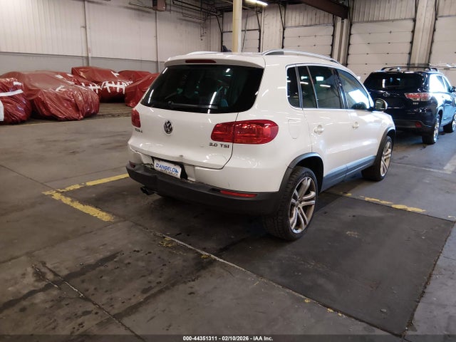 2012 Volkswagen Tiguan Sel მანქანა იყიდება აუქციონზე, vin: WVGAV7AX4CW552141, აუქციონის ნომერი: 44351311