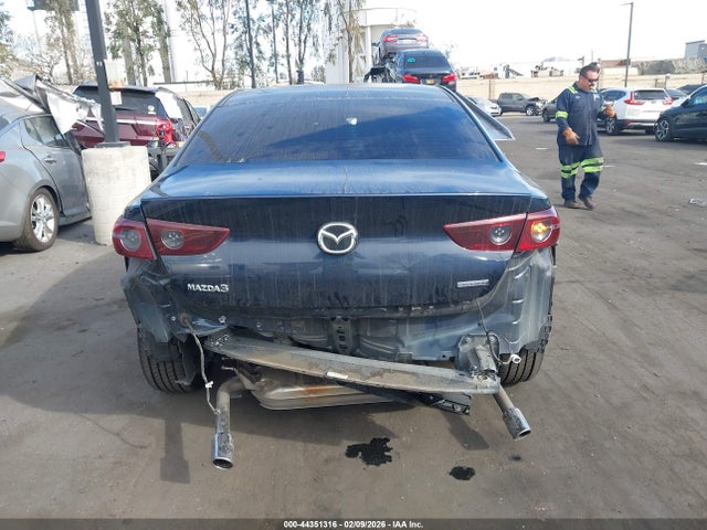 Aukcja sprzedaży 2019 Mazda Mazda3 Select Package, vin: JM1BPACL5K1108045, numer aukcji: 44351316