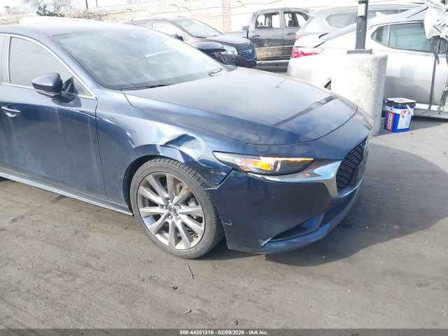 Aukcja sprzedaży 2019 Mazda Mazda3 Select Package, vin: JM1BPACL5K1108045, numer aukcji: 44351316