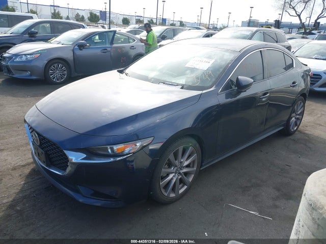 Aukcja sprzedaży 2019 Mazda Mazda3 Select Package, vin: JM1BPACL5K1108045, numer aukcji: 44351316