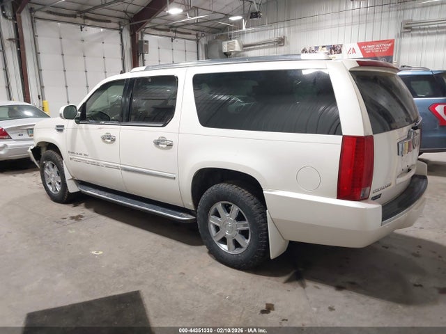 2007 CADILLAC ESCALADE ESV 1GYFK66887R209118 Photo 2
