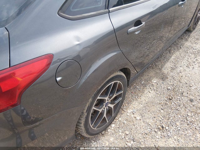 1FADP3H21HL274456 Ford FOCUS SEL