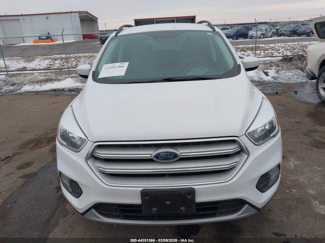 1FMCU9GD4JUA85722 Ford ESCAPE SE